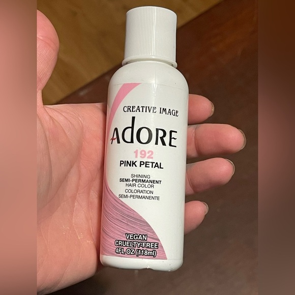 Adore pink petal semi permanent hair color - Picture 2 of 3